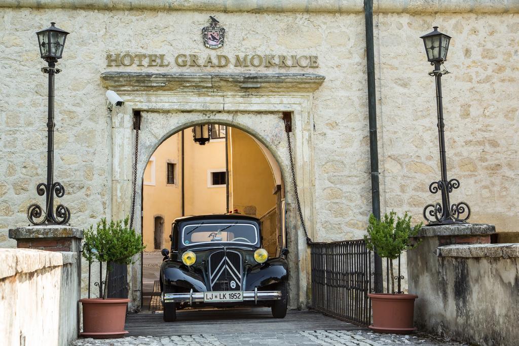 Готель Mokrice Castle Estate Obrezje Екстер'єр фото